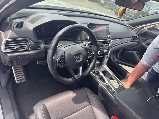 Used 2019 Honda Accord Sport image 10