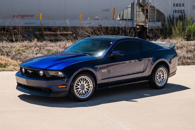 Used 2012 Ford Mustang GT Premium w/ Security Pkg RWD image 33