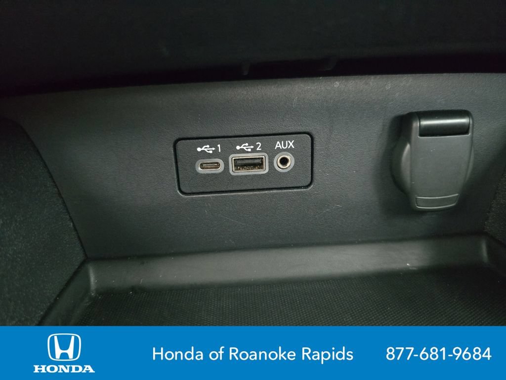 Used 2025 Nissan Altima 2.5 SV FWD image 25