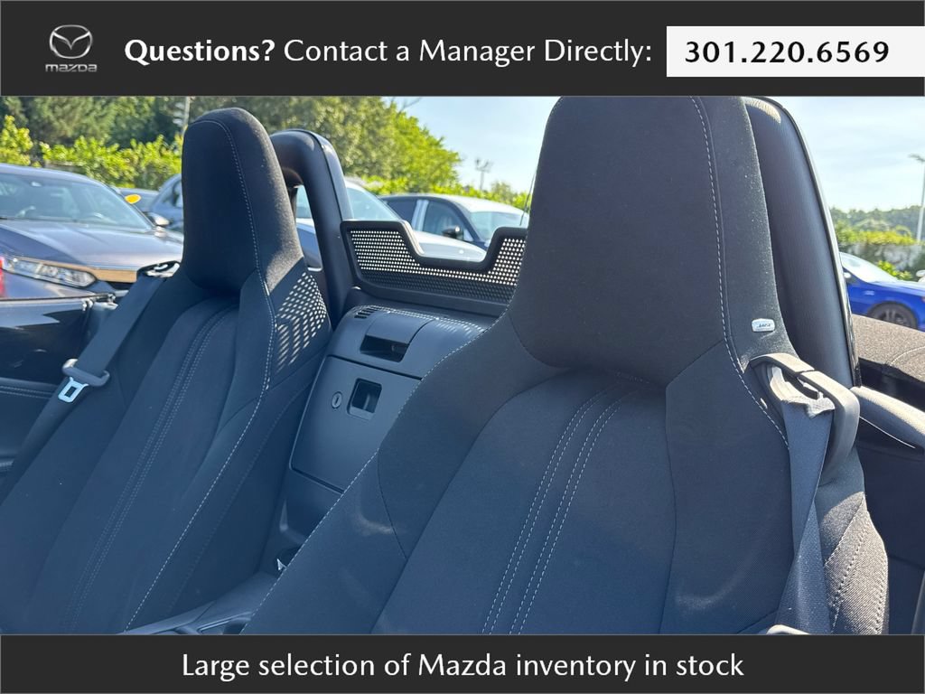 New 2026 MAZDA MX-5 Miata Club w/ Interior Package RWD image 17