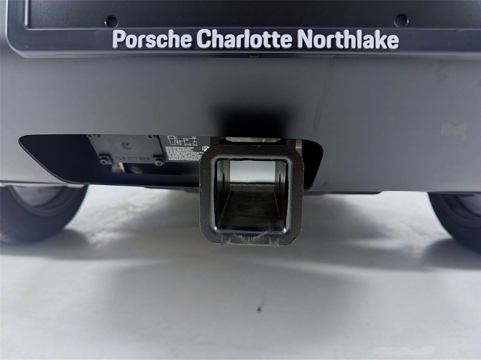 Certified 2025 Porsche Macan image 26