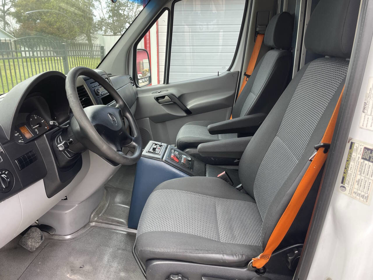 Used 2012 Mercedes-Benz Sprinter 2500 image 11