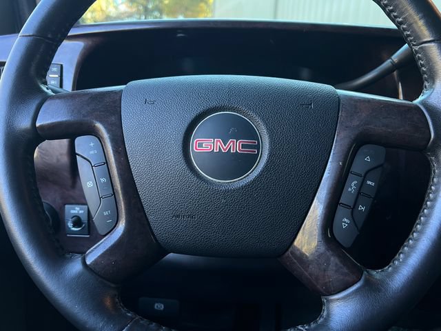 Used 2014 GMC Savana 1500 RWD image 24