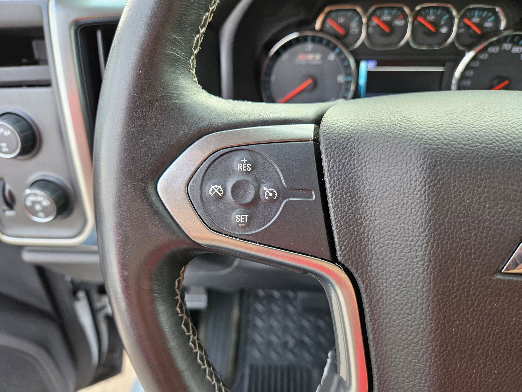 Used 2017 Chevrolet Silverado 1500 LT w/ All Star Edition image 17