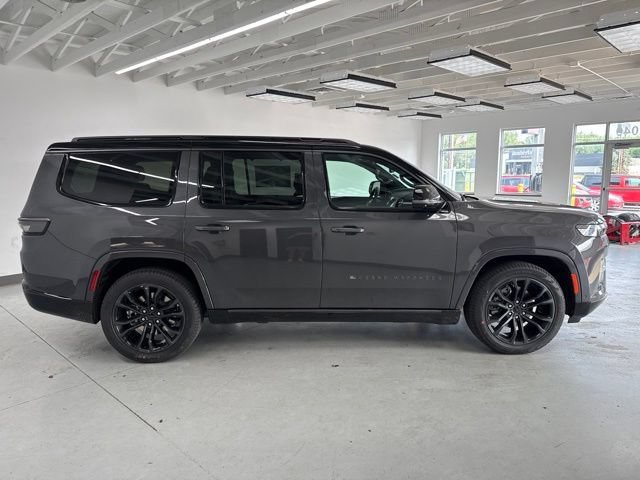 New 2026 Jeep Grand Wagoneer Summit AWD/4WD image 8