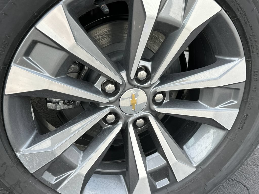 New 2026 Chevrolet Equinox LT w/ Convenience Package II FWD image 26