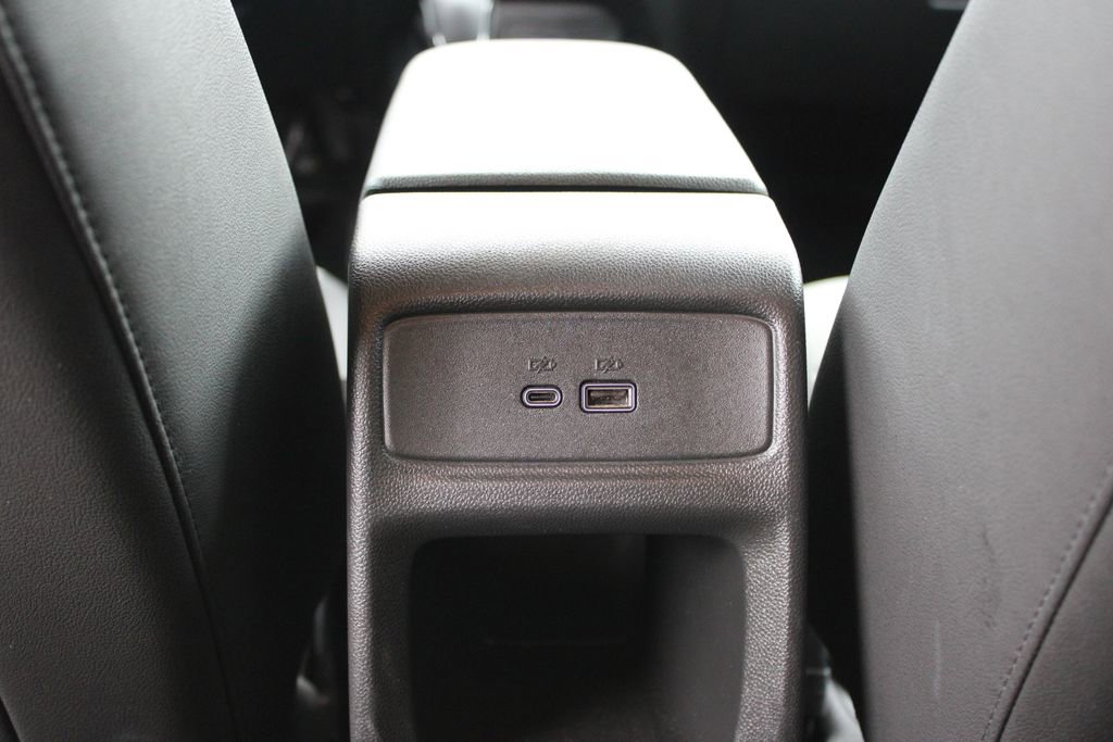 Used 2025 Chevrolet Trax LT image 24