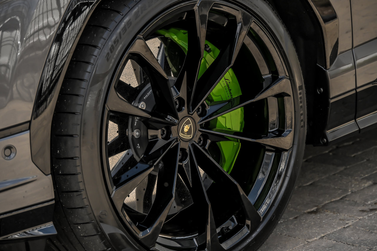 Used 2024 Lamborghini Urus S AWD/4WD image 12