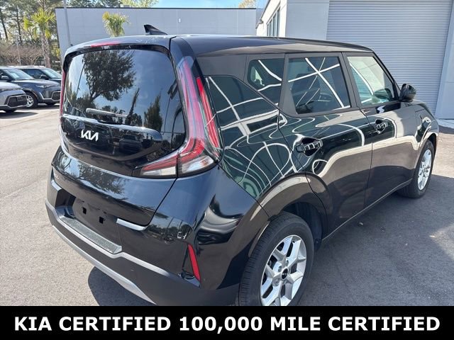 Certified 2025 Kia Soul LX w/ LX Technology Package image 5