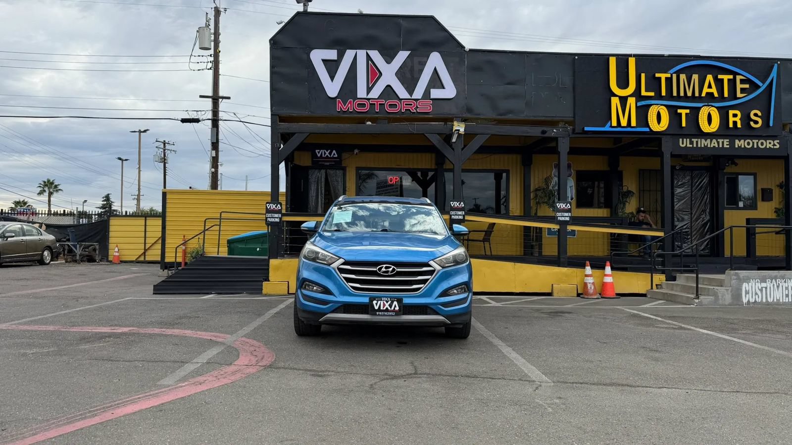 Used 2017 Hyundai Tucson Sport AWD/4WD image 2
