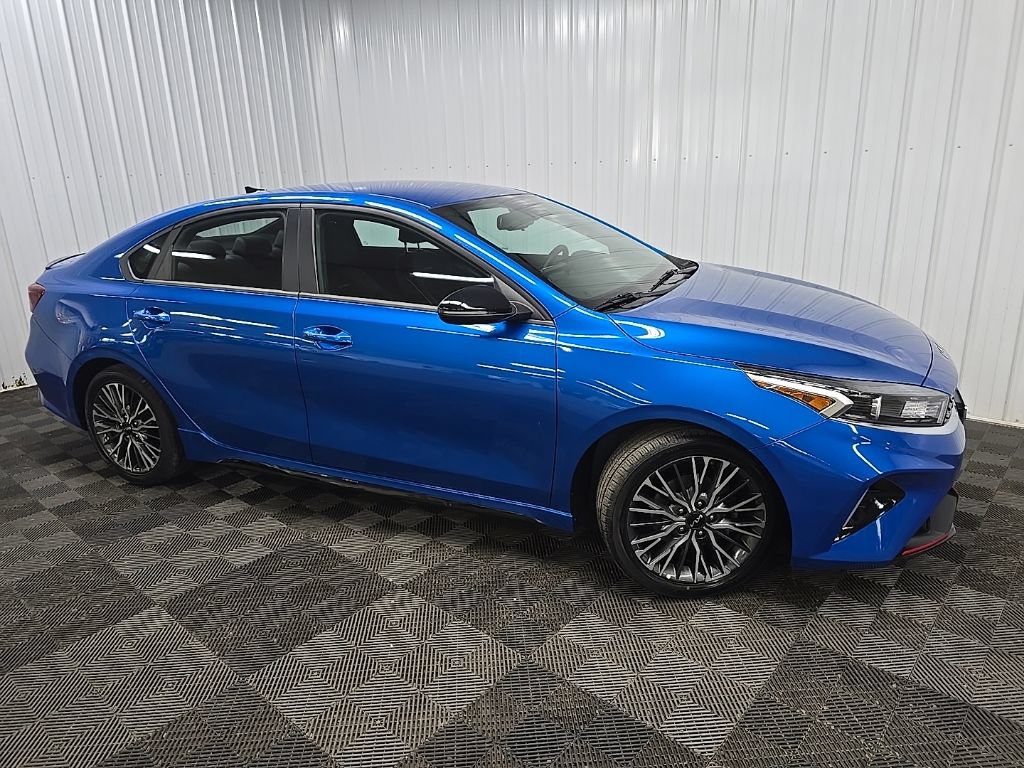 Used 2023 Kia Forte GT-Line FWD image 1
