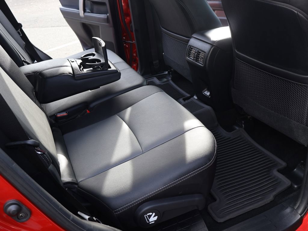 Used 2022 Toyota 4Runner SR5 Premium image 30