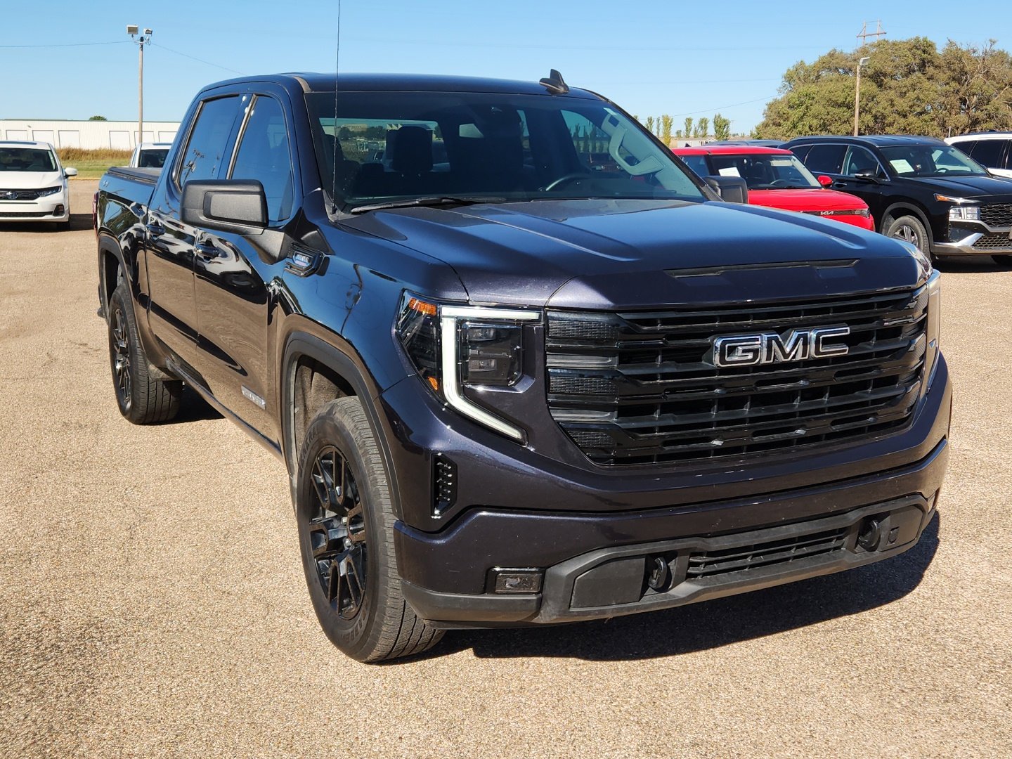 Used 2024 GMC Sierra 1500 Elevation image 6