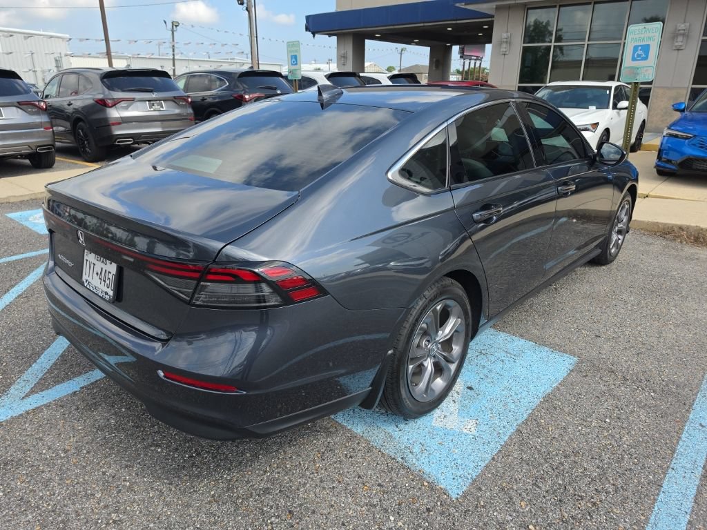Used 2024 Honda Accord EX image 4