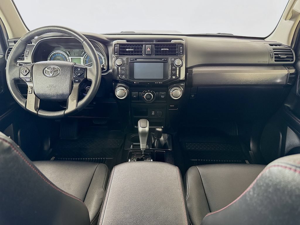 Certified 2019 Toyota 4Runner TRD Off-Road Premium AWD/4WD image 3