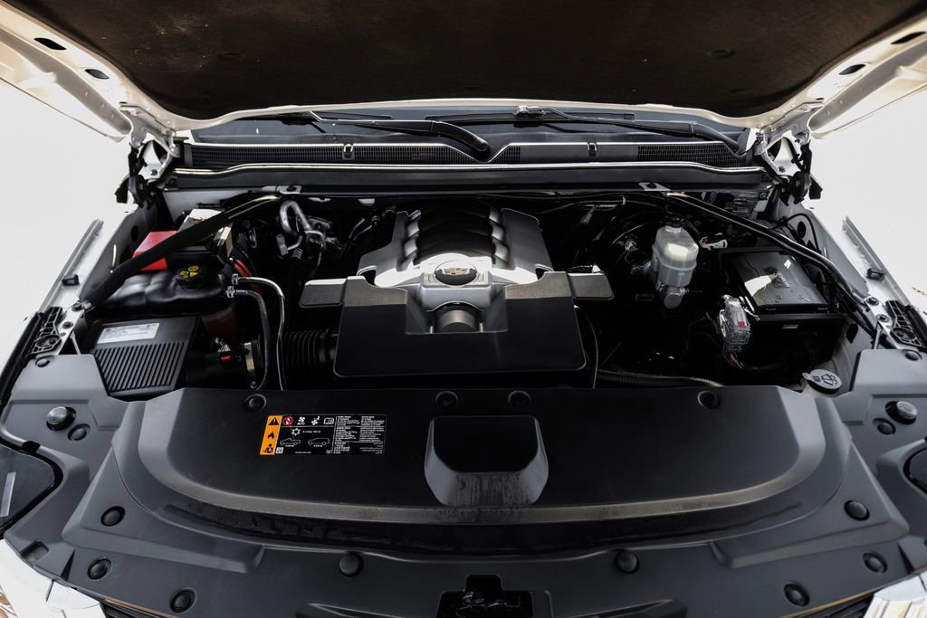 Used 2020 Cadillac Escalade ESV Premium Luxury image 54