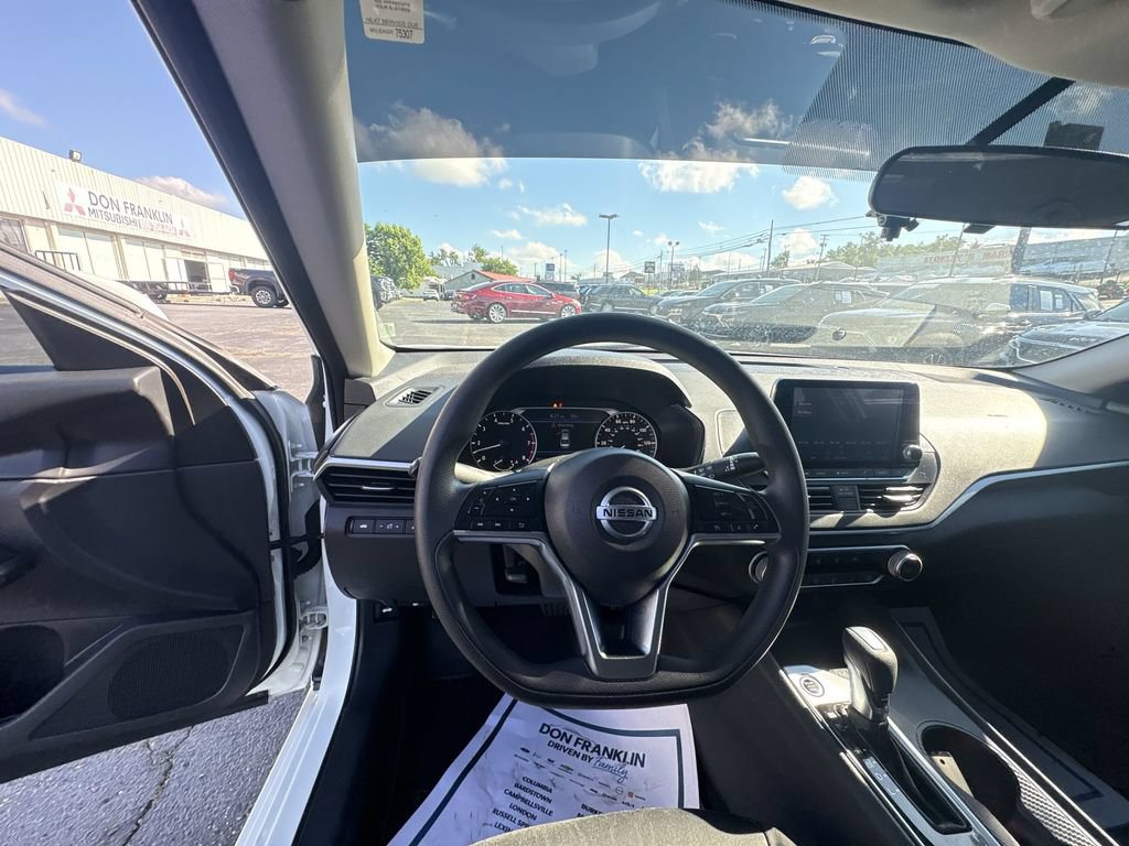 Used 2020 Nissan Altima 2.5 S FWD image 14