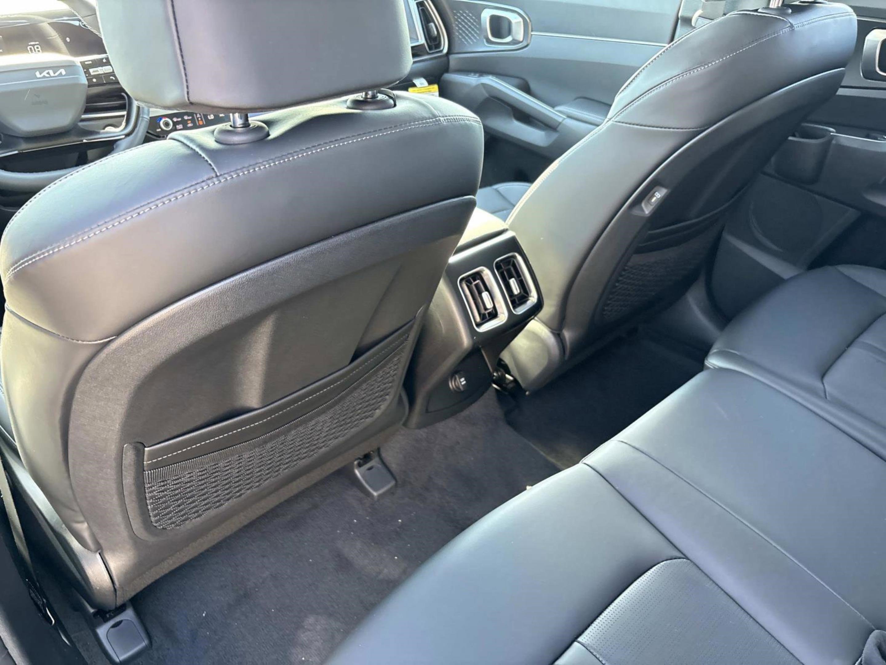 New 2026 Kia Sorento S image 12