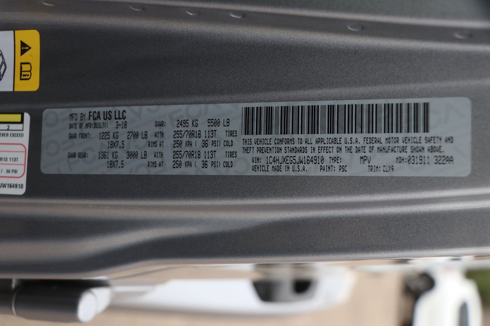 Used 2018 Jeep Wrangler Unlimited Sahara AWD/4WD image 35