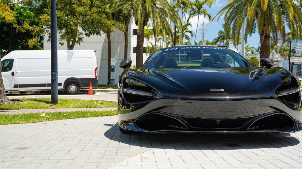 Used 2021 McLaren 720S Spider RWD image 4