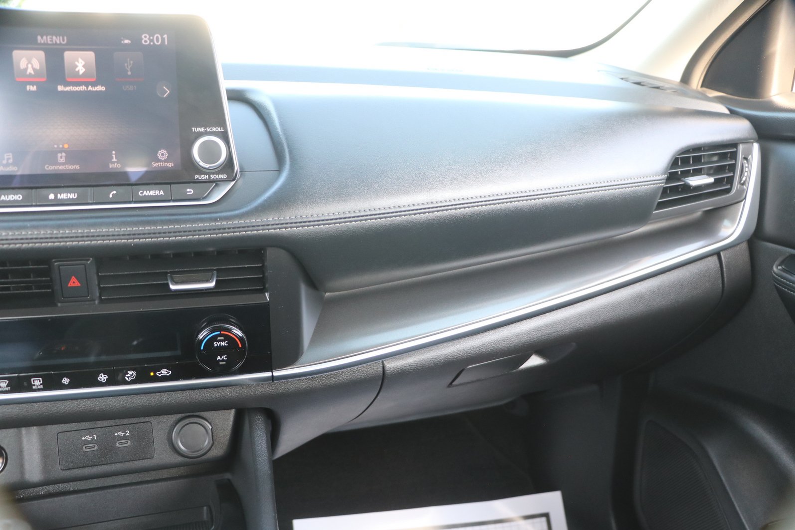 Used 2024 Nissan Rogue SV AWD/4WD image 26