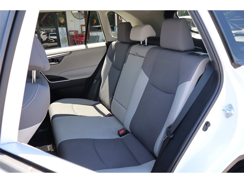 Used 2023 Toyota RAV4 XLE FWD image 20