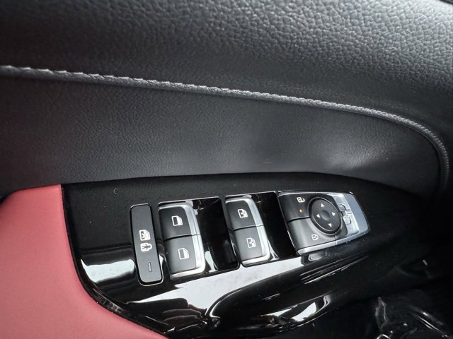 Used 2025 Kia K5 GT-Line w/ GT-Line Premium Package image 31
