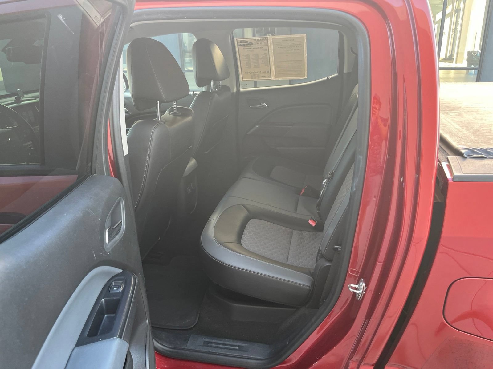 Used 2015 Chevrolet Colorado Z71 RWD image 22