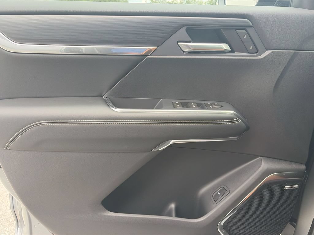 New 2026 GMC Acadia Elevation w/ Black Edition FWD image 27