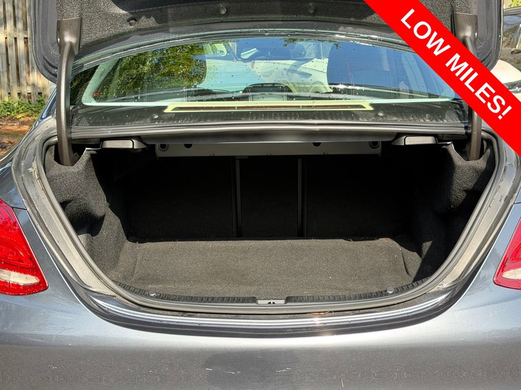 Used 2015 Mercedes-Benz C 300 4MATIC Sedan image 26