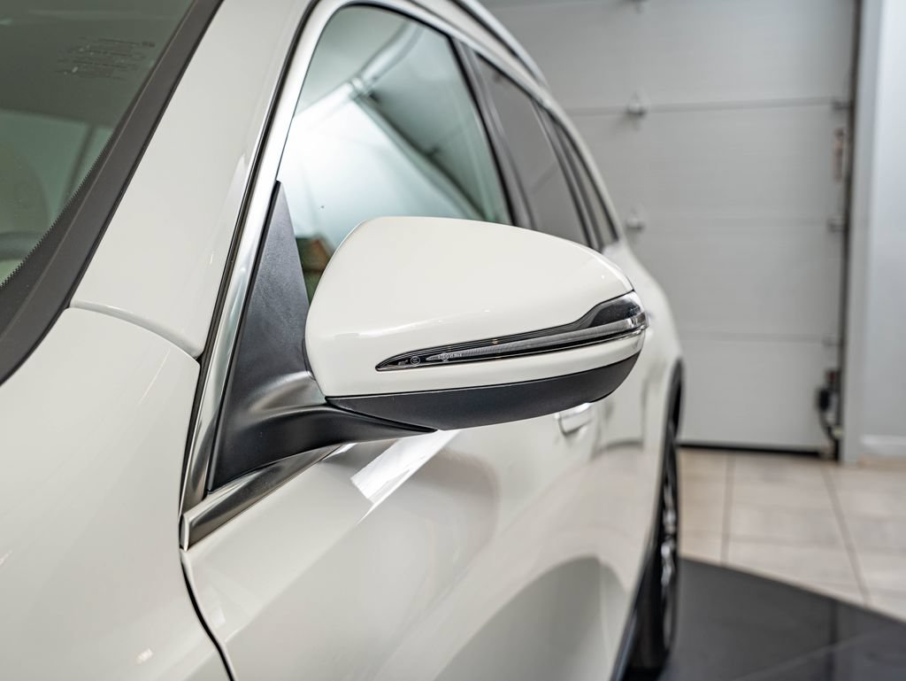 Certified 2026 Mercedes-Benz GLB 250 4MATIC image 9
