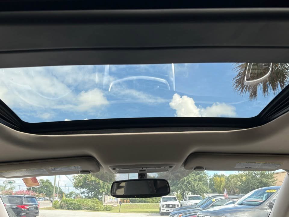 Used 2017 Nissan Murano SL image 4