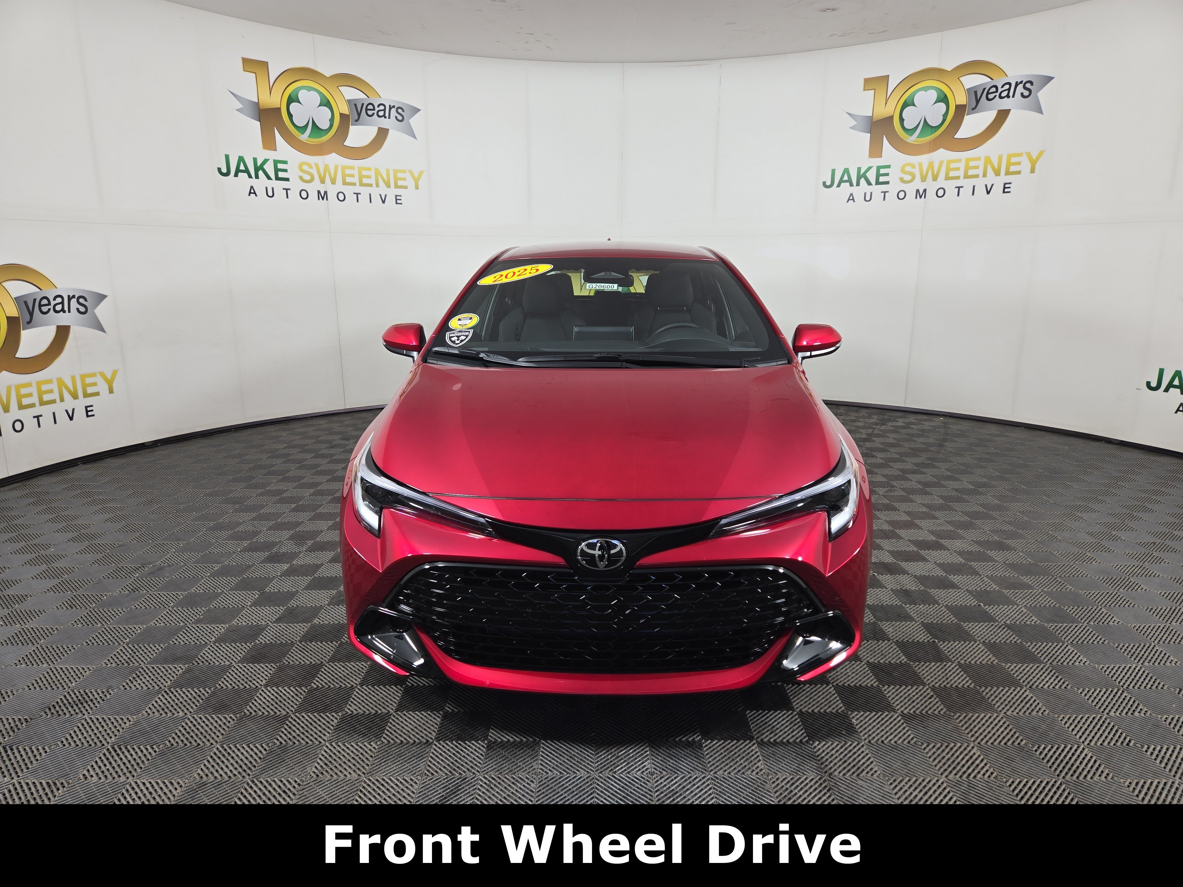 Used 2025 Toyota Corolla SE w/ SE Package FWD image 2