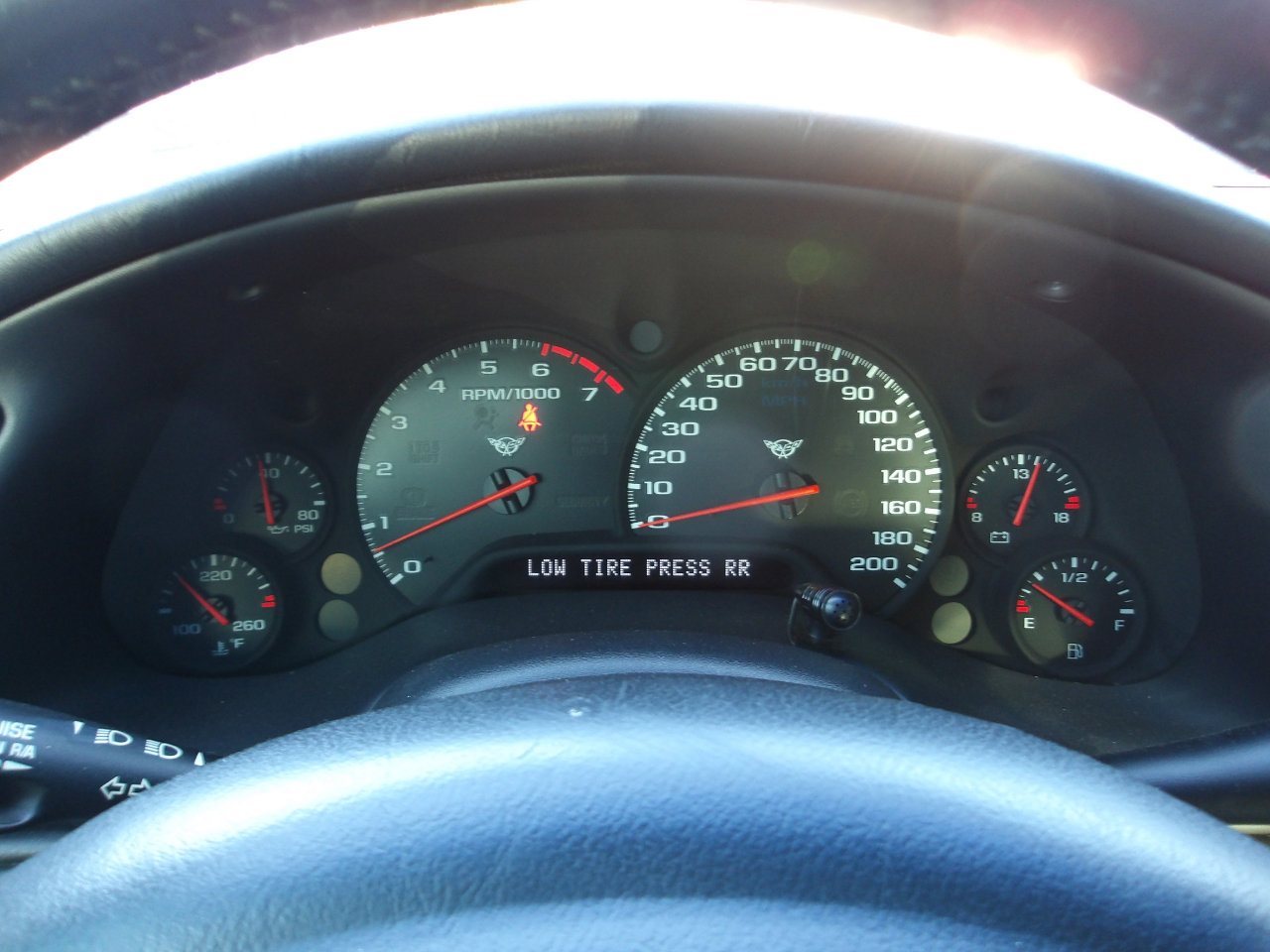 Used 2002 Chevrolet Corvette 2dr Cpe w/ Preferred Equipment Group2 image 13