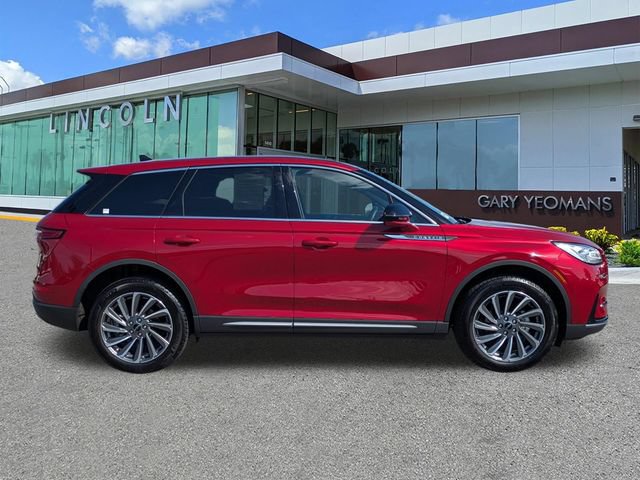 Certified 2025 Lincoln Corsair Reserve FWD image 3