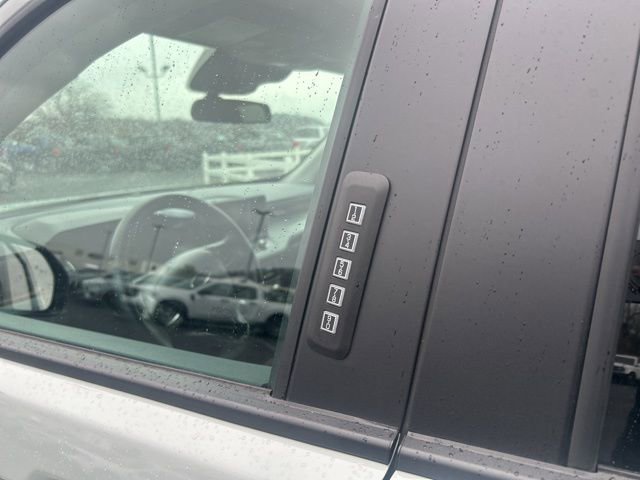 Certified 2022 Ford Maverick Lariat w/ Equipment Group 500A Standard image 9