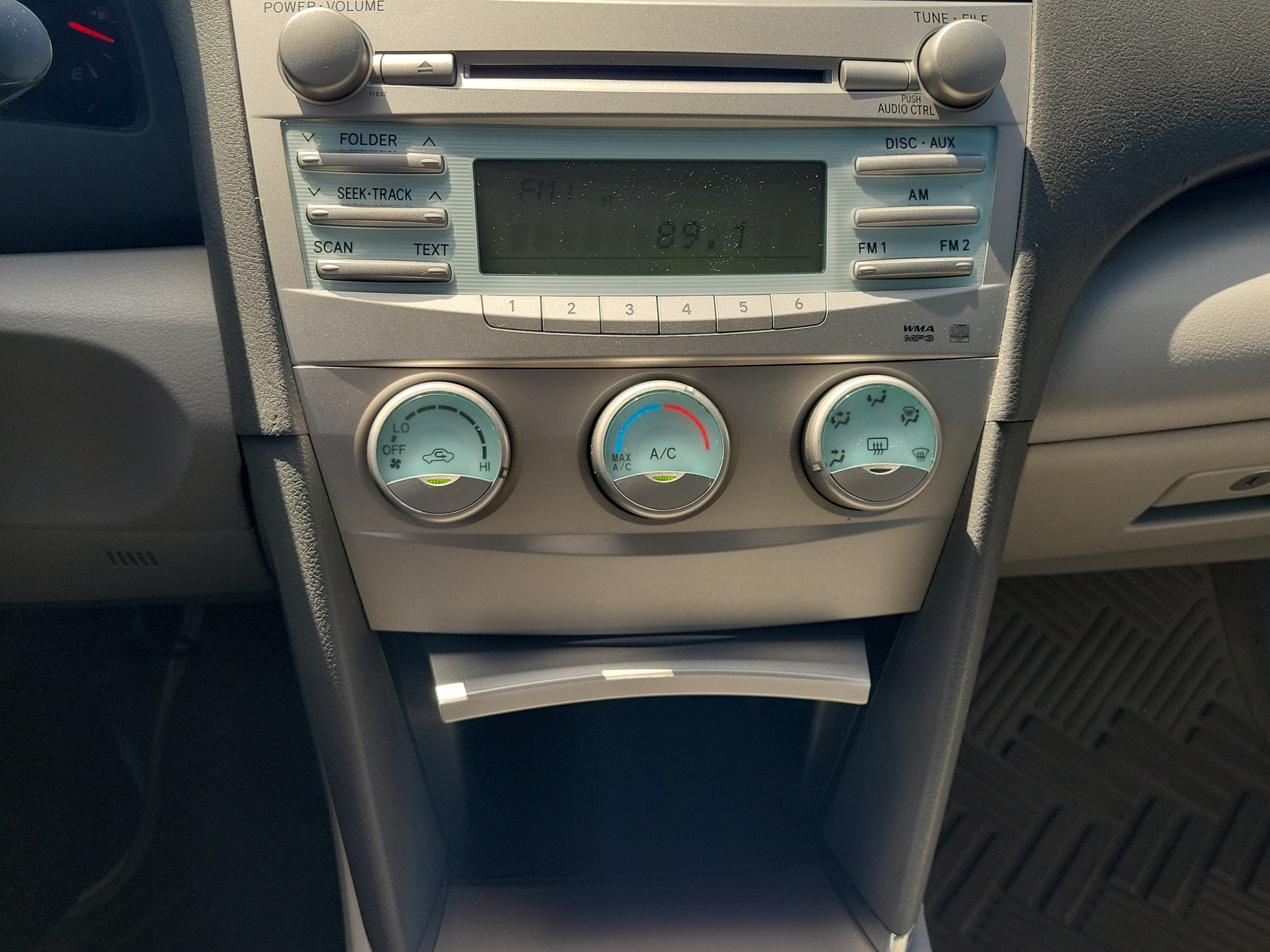 Used 2008 Toyota Camry LE FWD image 21