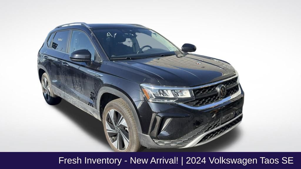 Used 2024 Volkswagen Taos SE w/ Panoramic Sunroof Package AWD/4WD image 1