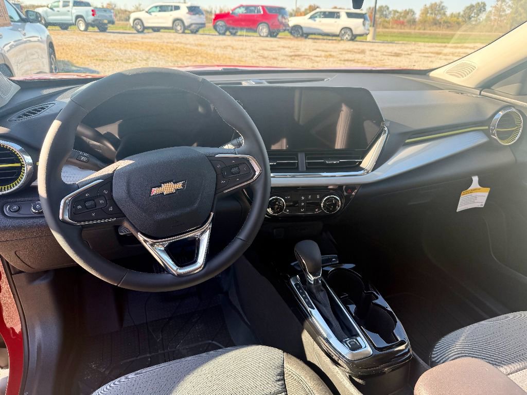 New 2026 Chevrolet Trax LT image 13