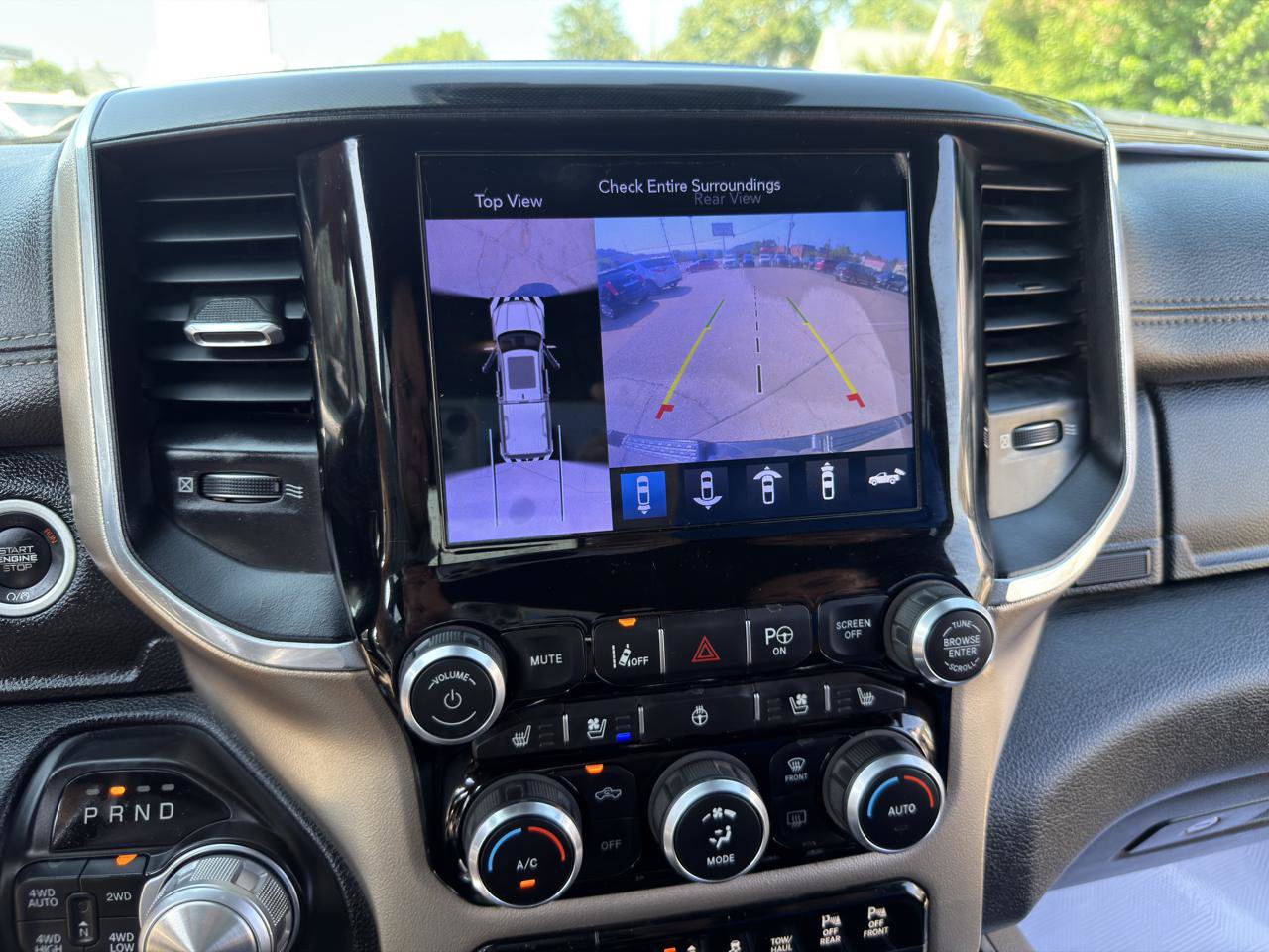 Used 2019 RAM 1500 Laramie AWD/4WD image 33