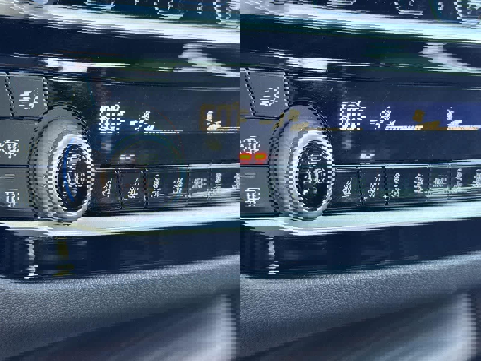 Used 2022 BMW M550i xDrive w/ Dynamic Handling Package image 20