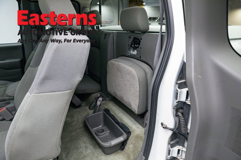 Used 2017 Nissan Frontier S image 21