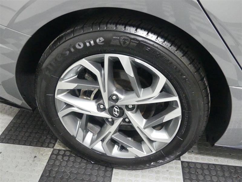 Used 2022 Hyundai Sonata SEL image 17