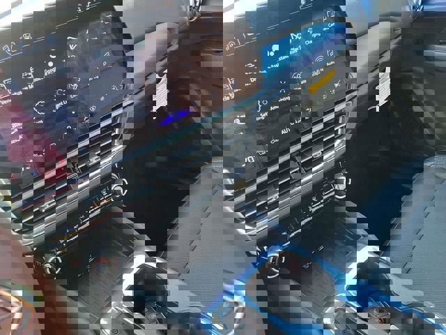 New 2025 Chevrolet Equinox EV LT image 29