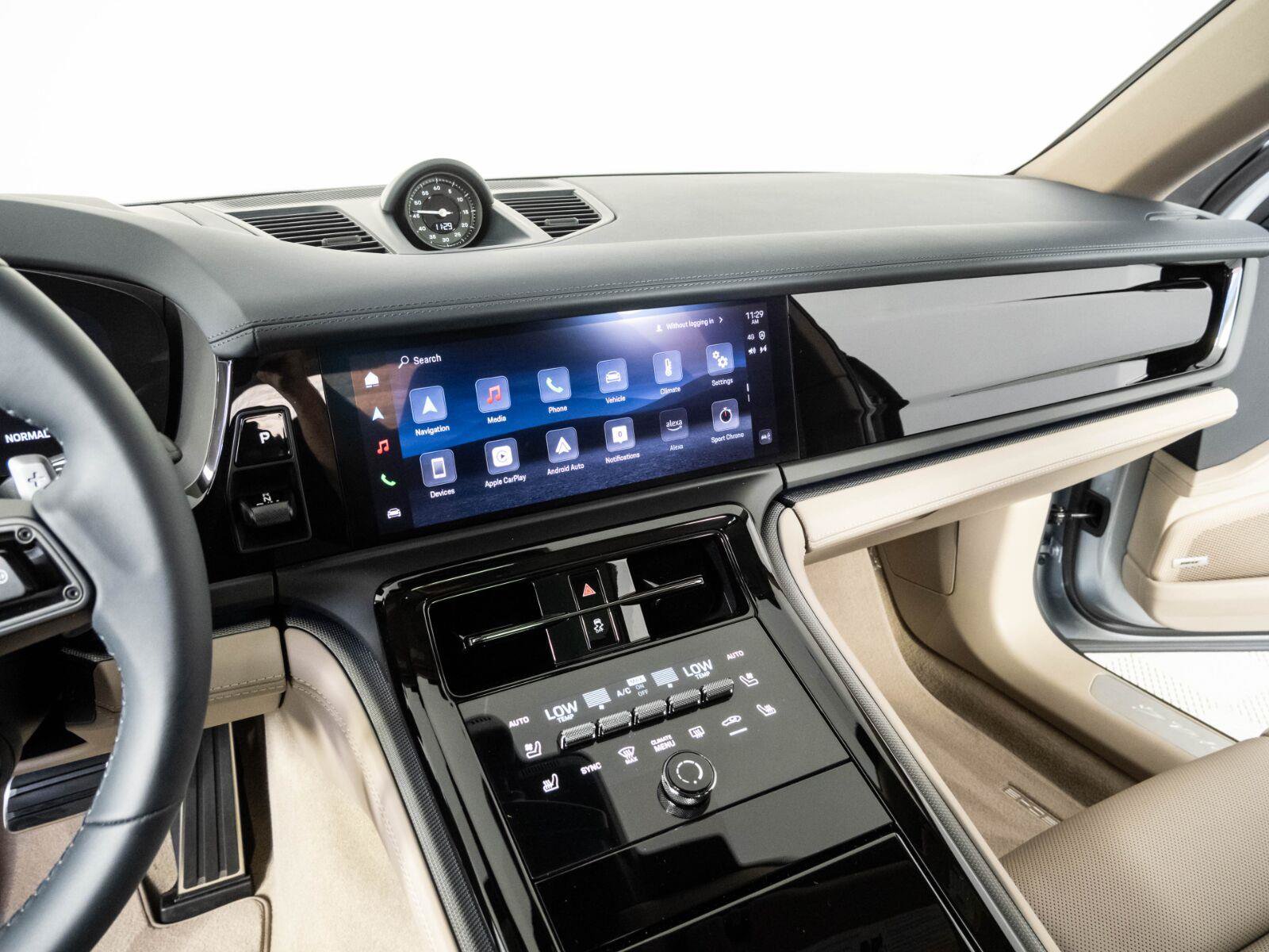 Certified 2026 Porsche Panamera 4 AWD/4WD image 13