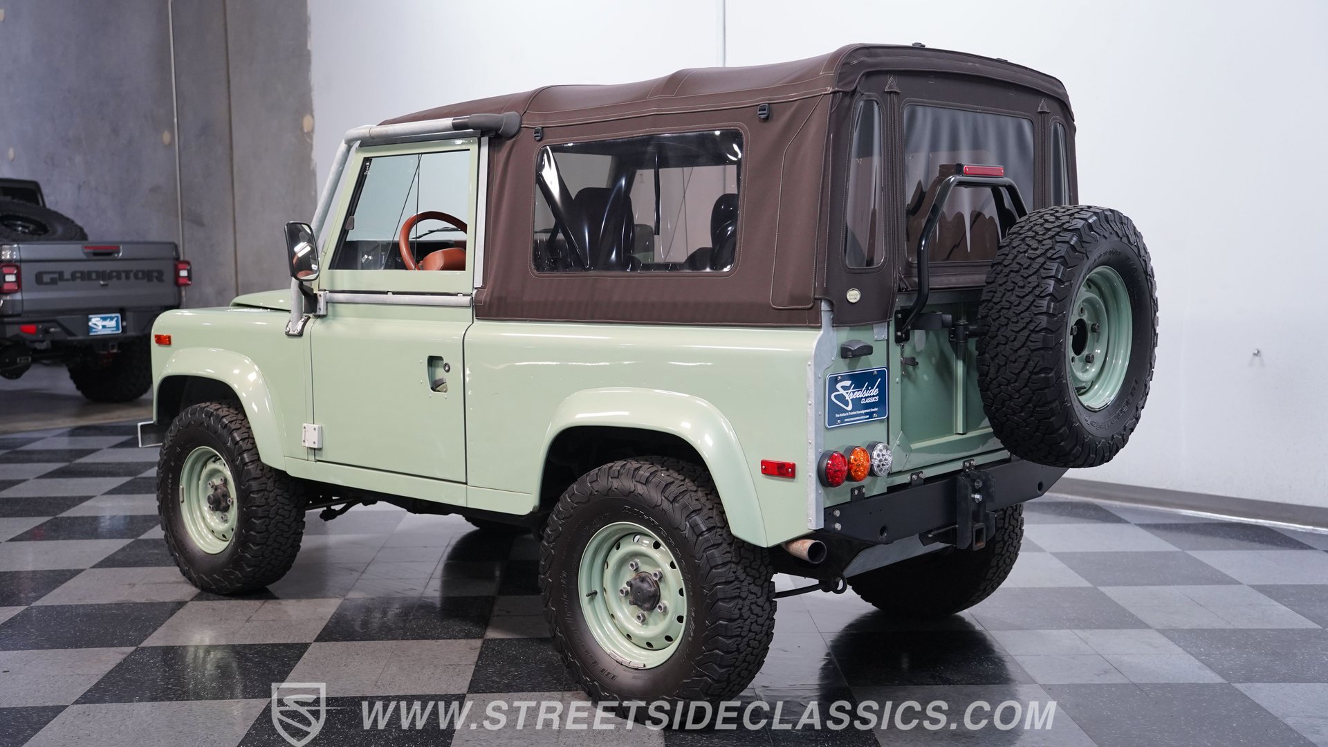 Used 1997 Land Rover Defender 90 AWD/4WD image 8