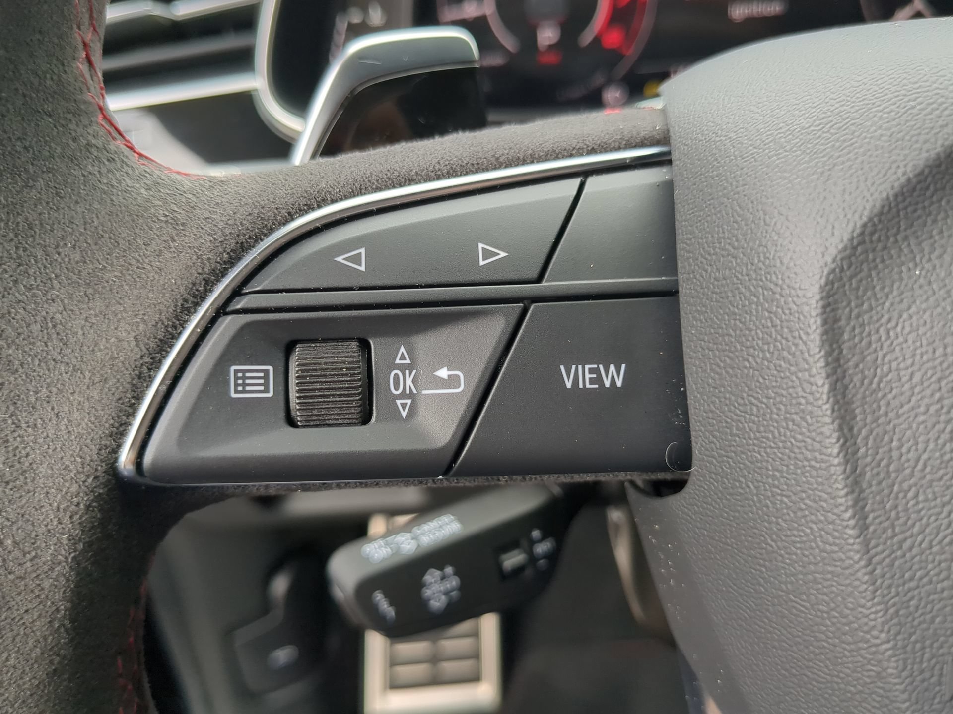 Used 2024 Audi RS Q8 AWD/4WD image 66