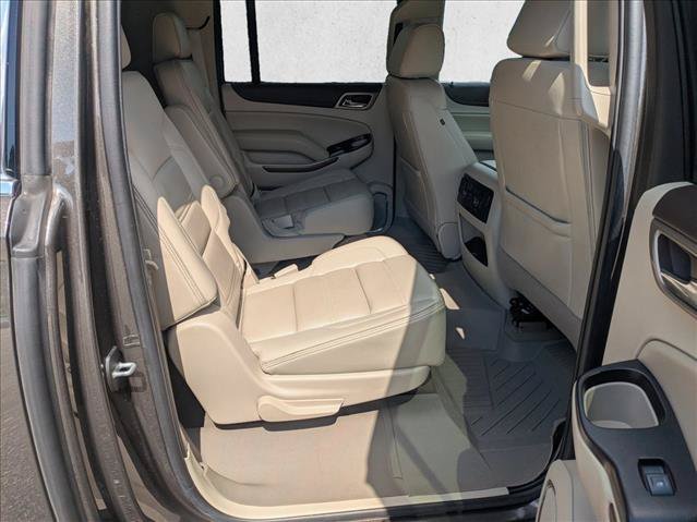 Used 2020 GMC Yukon XL Denali w/ Open Road Package AWD/4WD image 18