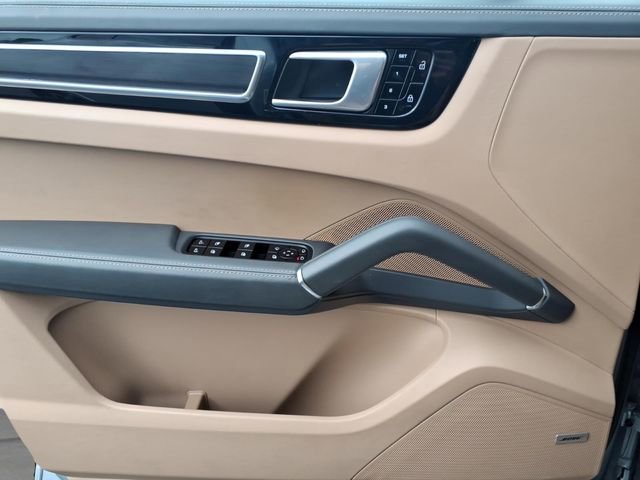 Used 2021 Porsche Cayenne GTS AWD/4WD image 15