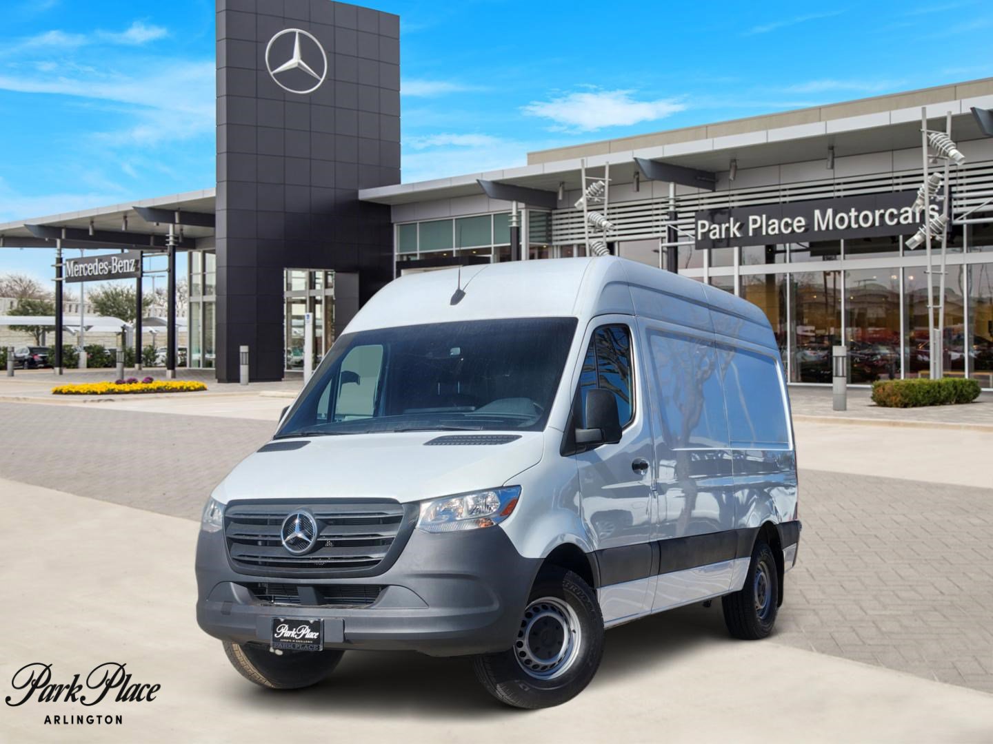 Used 2020 Mercedes-Benz Sprinter 144 Cargo image 1
